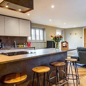Holgate Retreat Apartment