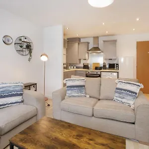 1 Liber House With Free Onsite Parking Holiday home